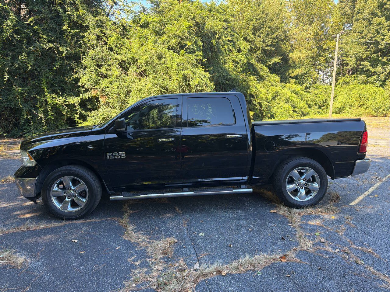 Used 2015 RAM 1500 Big Horn RWD image 3
