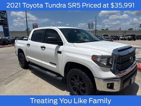 Used 2021 Toyota Tundra SR5 w/ SR5 Upgrade Package AWD/4WD image 1