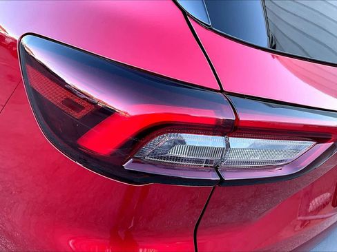 Certified 2023 Ford Escape SE w/ PHEV Premium Package image 27