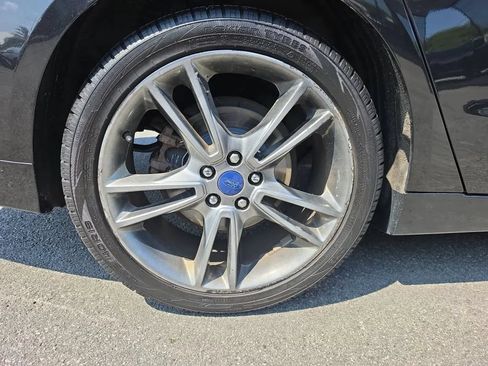 Used 2014 Ford Fusion Titanium AWD/4WD image 12
