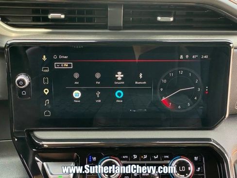 Used 2025 GMC Sierra 2500 AT4 AWD/4WD image 38