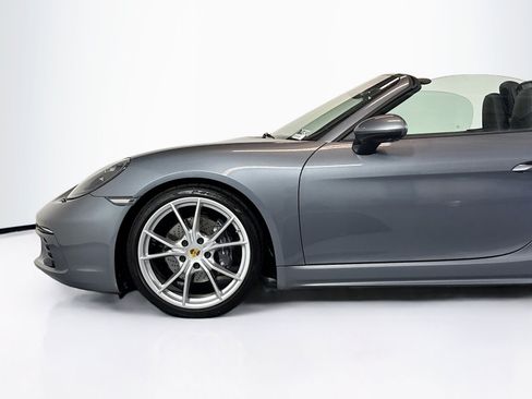 Used 2025 Porsche 718 Boxster w/ Premium Package RWD image 26