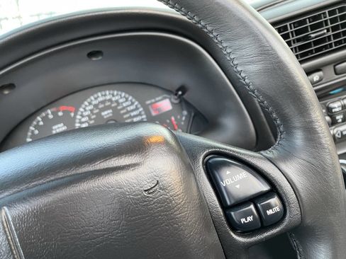 Used 2002 Chevrolet Camaro Z28 image 45