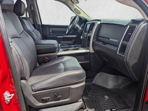 Used 2018 RAM 1500 Laramie w/ Convenience Group AWD/4WD image 21