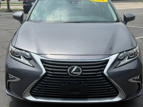 Used 2018 Lexus ES 350 w/ Luxury Package w/Wood Trim FWD image 5
