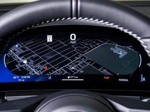 New 2025 Porsche Macan 4S Electric image 22