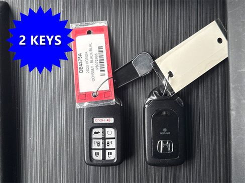 Certified 2023 Honda Odyssey Elite image 3