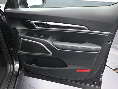 New 2025 Kia Telluride LX FWD image 37