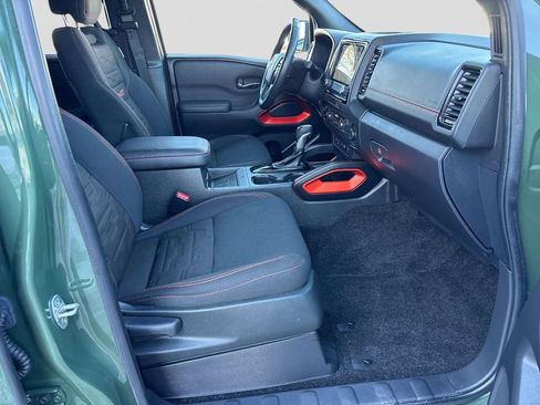 Used 2023 Nissan Frontier PRO-4X w/ Pro Convenience Package image 11