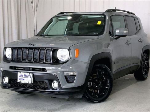Used 2020 Jeep Renegade Altitude FWD image 12