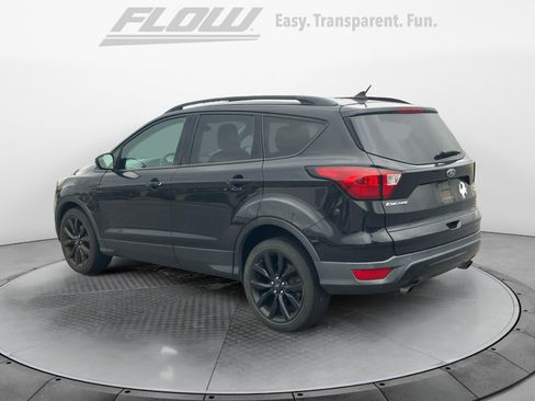 Used 2019 Ford Escape SE FWD image 6