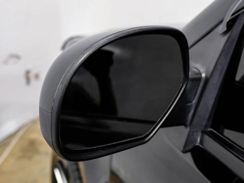 Used 2012 Chevrolet Avalanche LS image 33