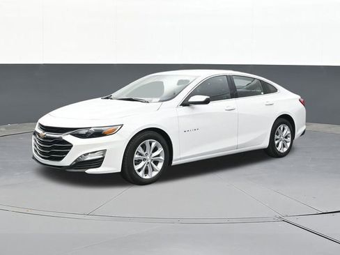 Used 2025 Chevrolet Malibu LT image 5
