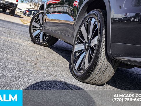 Used 2025 Mitsubishi Outlander SE image 14