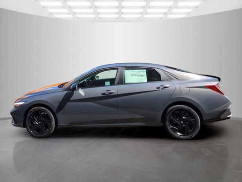 New 2026 Hyundai Elantra Sport image 4