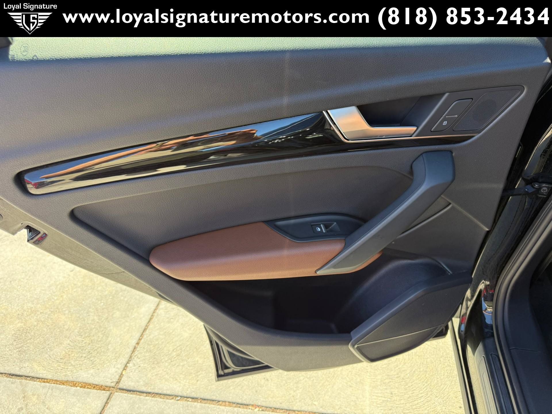 Used 2019 Audi Q5 2.0T Premium w/ Convenience Package AWD/4WD image 15