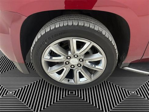 Used 2016 Chevrolet Suburban LTZ image 9