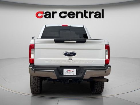 Used 2019 Ford F250 Lariat w/ Lariat Value Package AWD/4WD image 6