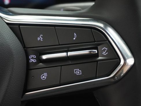 New 2026 Chevrolet Equinox ACTIV w/ Convenience Package III FWD image 24