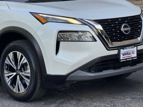 Used 2023 Nissan Rogue SV AWD/4WD image 3