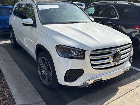 Certified 2025 Mercedes-Benz GLS 450 4MATIC image 2