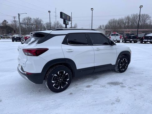 Used 2021 Chevrolet TrailBlazer LT w/ Convenience Package image 5