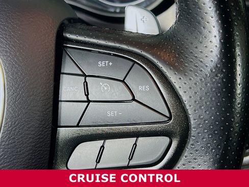 Used 2020 Dodge Challenger R/T image 15