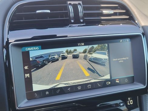 Used 2019 Jaguar F-PACE R-Sport AWD/4WD image 19