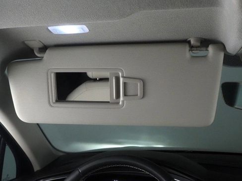 Used 2023 Volkswagen Tiguan SE FWD image 65