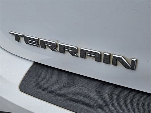 Used 2017 GMC Terrain SLE image 13