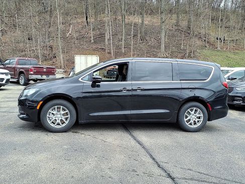 New 2026 Chrysler Voyager LX FWD image 2