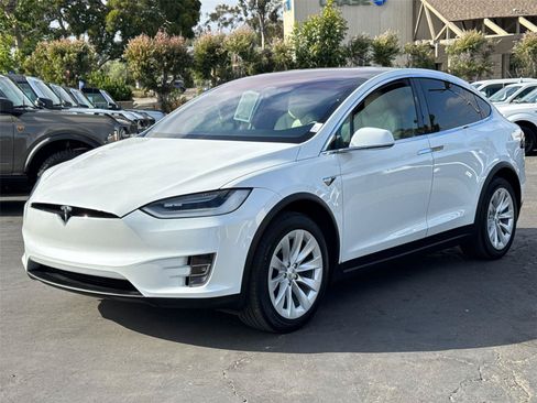 Used 2020 Tesla Model X Long Range AWD/4WD image 4