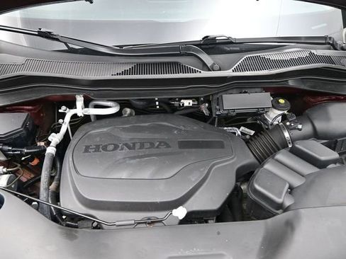 Used 2022 Honda Pilot Touring image 16