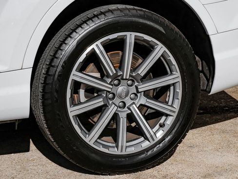 Used 2018 Audi Q7 3.0T Prestige image 62