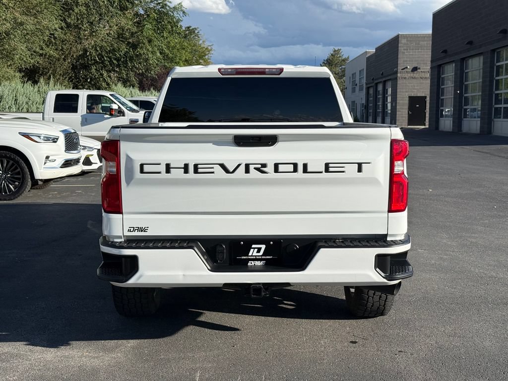 Used 2022 Chevrolet Silverado 1500 Custom w/ Safety Confidence Package AWD/4WD image 10