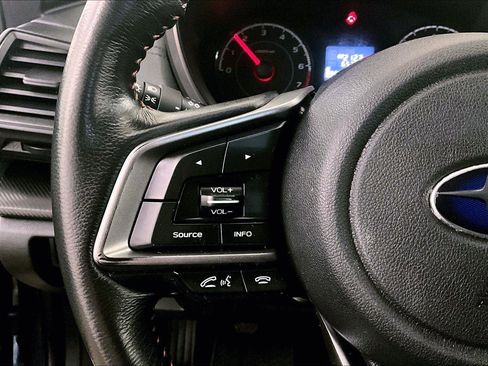 Used 2018 Subaru Crosstrek 2.0i Premium image 17