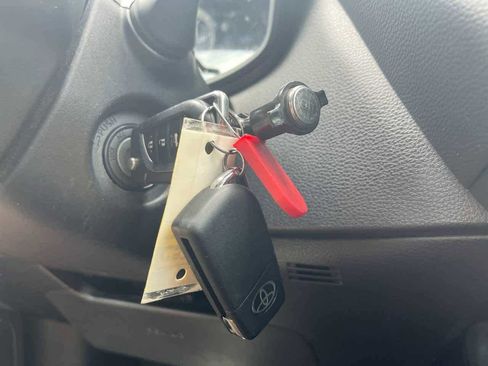 Used 2022 Toyota Corolla LE image 22