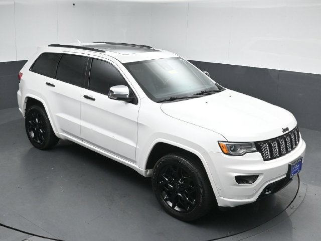 Used 2020 Jeep Grand Cherokee Overland AWD/4WD image 46