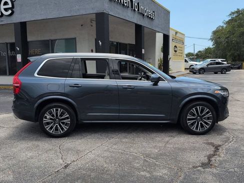 Used 2020 Volvo XC90 T6 Momentum w/ Protection Package Premier AWD/4WD image 4