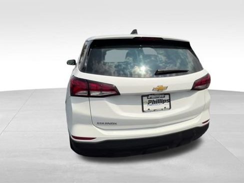 Certified 2024 Chevrolet Equinox LS FWD image 5