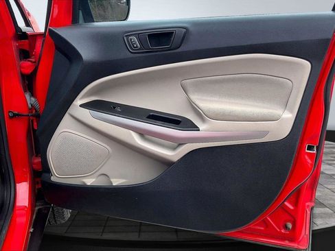 Used 2021 Ford EcoSport S image 24