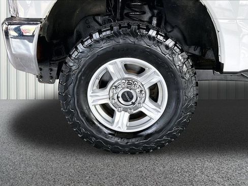 Used 2017 Ford F350 XLT w/ XLT Value Package AWD/4WD image 29