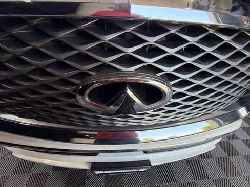 Used 2019 INFINITI QX80 Luxe w/ Proassist Package RWD image 23