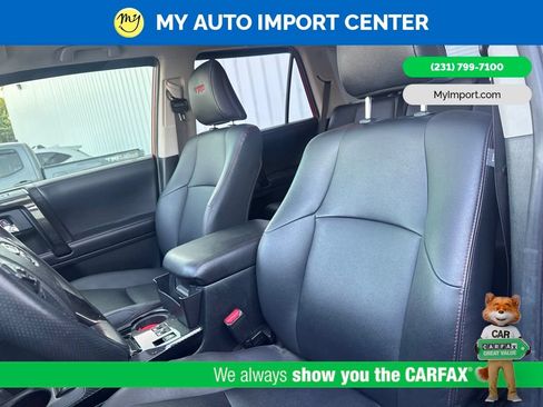 Used 2019 Toyota 4Runner TRD Off-Road Premium AWD/4WD image 7