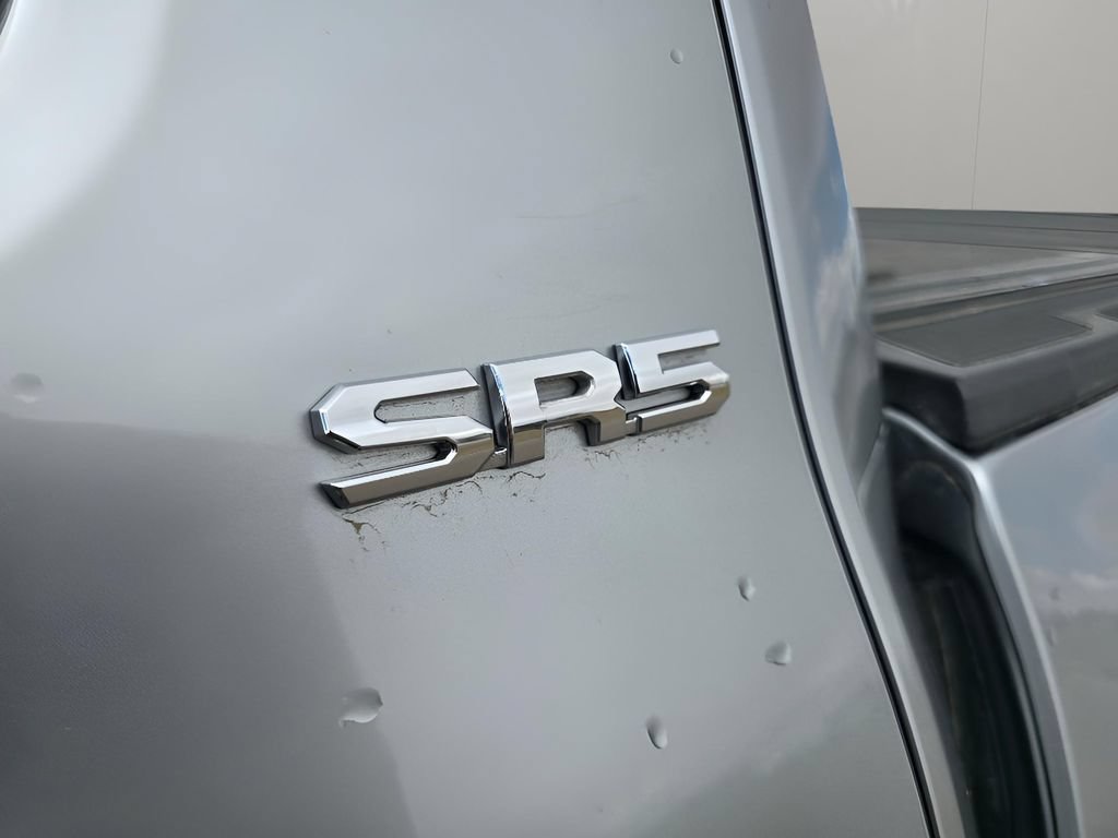 Used 2025 Toyota Tacoma SR5 AWD/4WD image 28