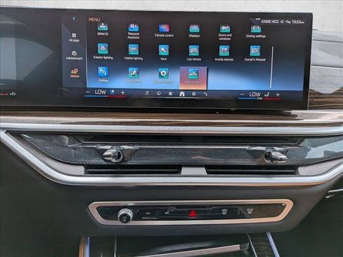 Used 2025 BMW X5 xDrive40i AWD/4WD image 15