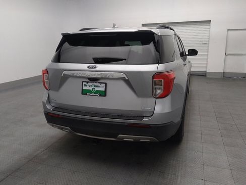 Used 2020 Ford Explorer XLT w/ Equipment Group 202A image 7