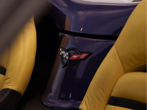 Used 1998 Chevrolet Corvette Convertible w/ Memory Pkg image 26