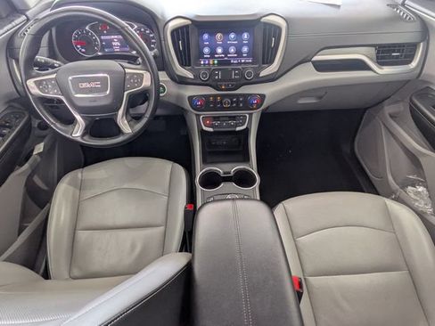 Used 2024 GMC Terrain SLT FWD image 14