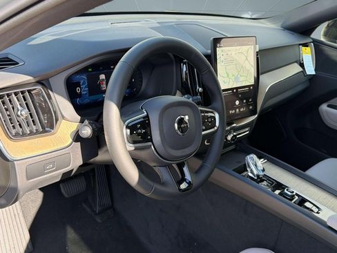 New 2026 Volvo XC60 B5 Plus w/ Climate Package AWD/4WD image 4